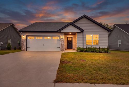1060 Dublin Dr, Clarksville, TN, 37042 | Card Image