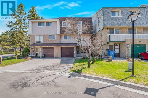 97 Poplar Crescent, Aurora (Aurora Highlands), ON, L4G3M4 | Card Image