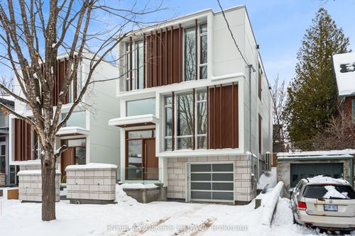 579 Melbourne Ave, Ottawa, ON, K2A1W7 | Card Image