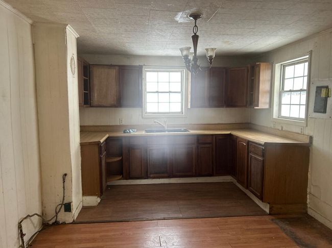51 Akers Hollow Rd, House other with 2 bedrooms, 1 bathrooms and null parking in Van Lear KY | Image 14