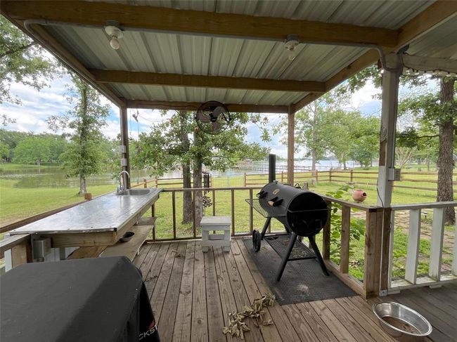 Grilling Area with Sink | Image 17