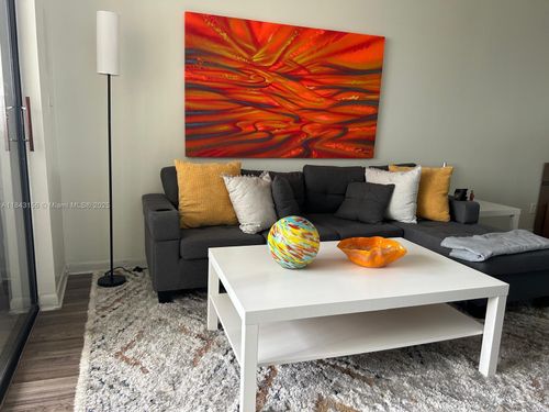 apt-307-2851 Somerset Dr, Lauderdale Lakes, FL, 33311-1972 | Card Image