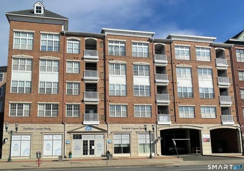 apt-205-850 E Main St, Stamford, CT, 06902-3945 | Card Image