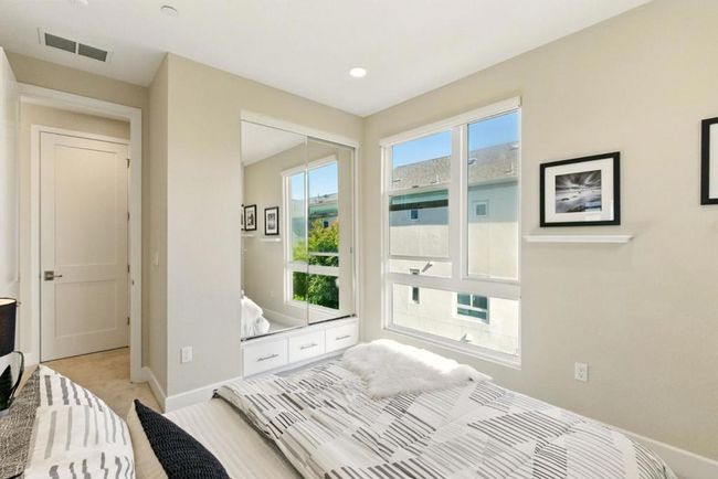 3069 Neves Rd, Townhouse with 4 bedrooms, 4 bathrooms and 2 parking in San Mateo CA | Image 42