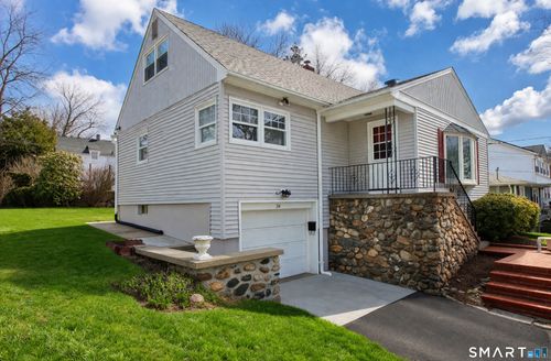 54 Woodstock St, Waterbury, CT, 06704-2943 | Card Image