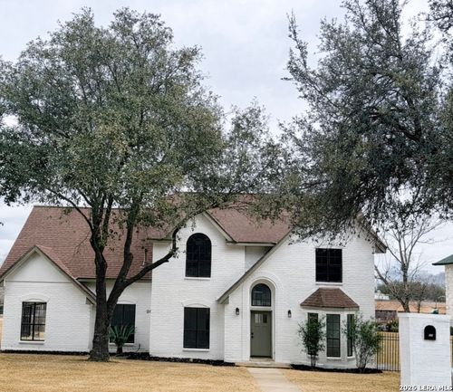 207 River Blf, Castroville, TX, 78009-2712 | Card Image