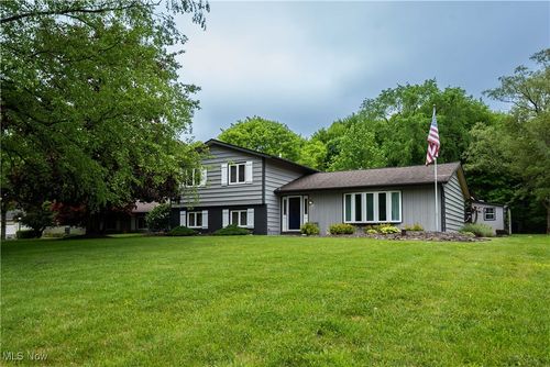 14693 Russell Ln, Novelty, OH, 44072-9582 | Card Image