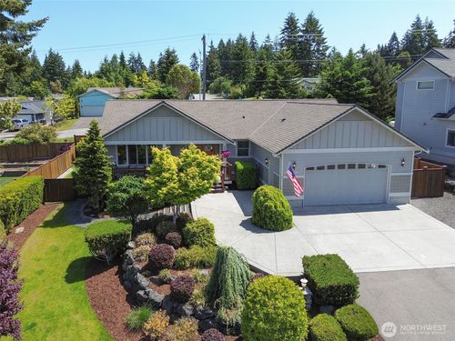 1427 N Aurora Ct, Port Angeles, WA, 98363-1461 | Card Image