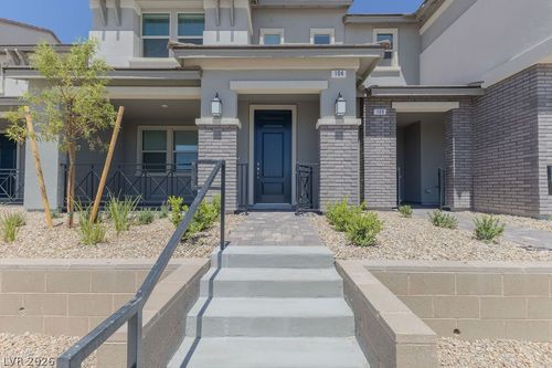 104 Hornbeck Ln, Las Vegas, NV, 89138-6640 | Card Image