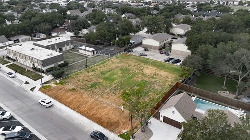717 E Worth St, Grapevine, TX, 76051-3695 | Card Image