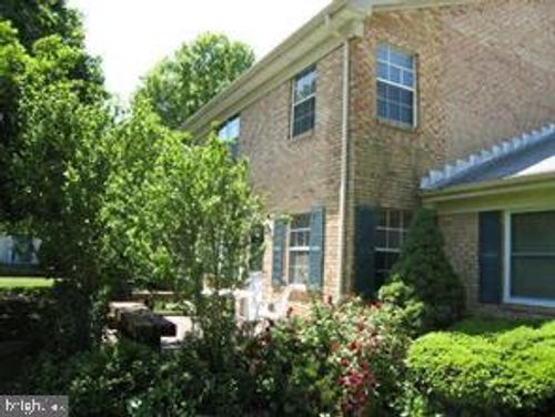 34-9668 Hagel Cir, LORTON, VA, 22079-4316 | Card Image