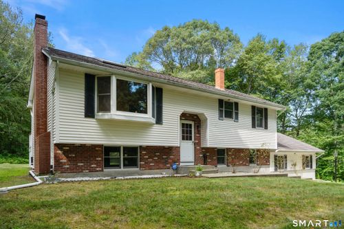 14 Sarah Dr, Uncasville, CT, 06382-1606 | Card Image