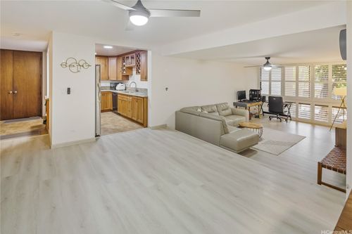 apt-2-531 Hahaione St, Honolulu, HI, 96825-1414 | Card Image