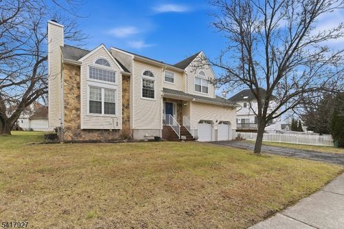 4 Crowel Rd, Hillsborough, NJ, 08844-5246 | Card Image
