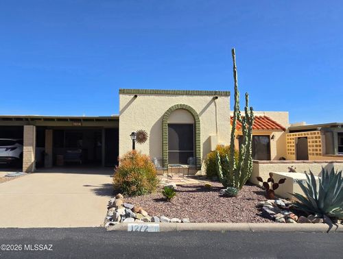 1272 W Camino Lucientes, Green Valley, AZ, 85622-8201 | Card Image
