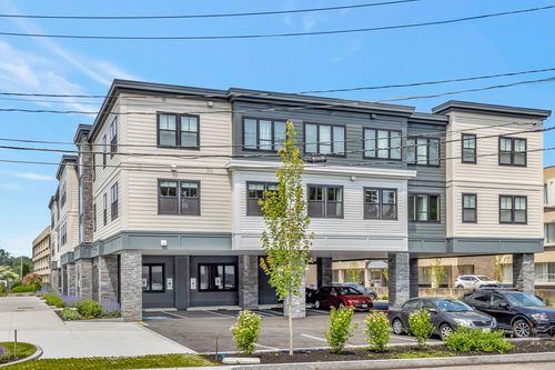 217-1000 Washington St, Dedham, MA, 02026-6712 | Card Image