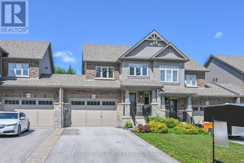 106 Mullin Street E, Grey Highlands, ON, N0C1H0 | Card Image