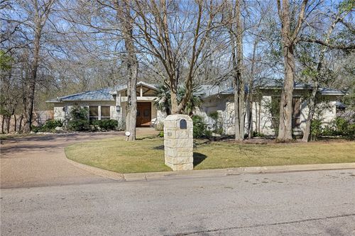 1807 Springbrook Estates Dr, College Station, TX, 77845-4791 | Card Image