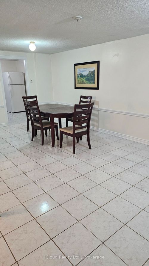 bsmnt-71 Grassington Cres, Brampton, ON, L6S1Z5 | Card Image