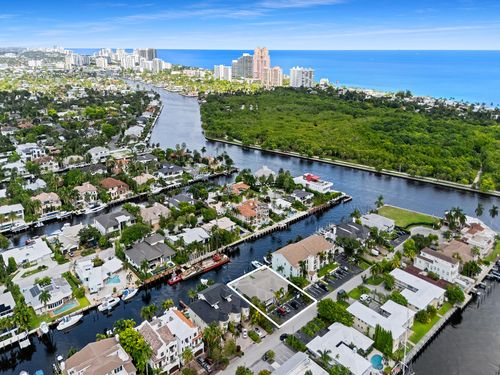 1-2743 Ne 15th St, Fort Lauderdale, FL, 33304-1643 | Card Image