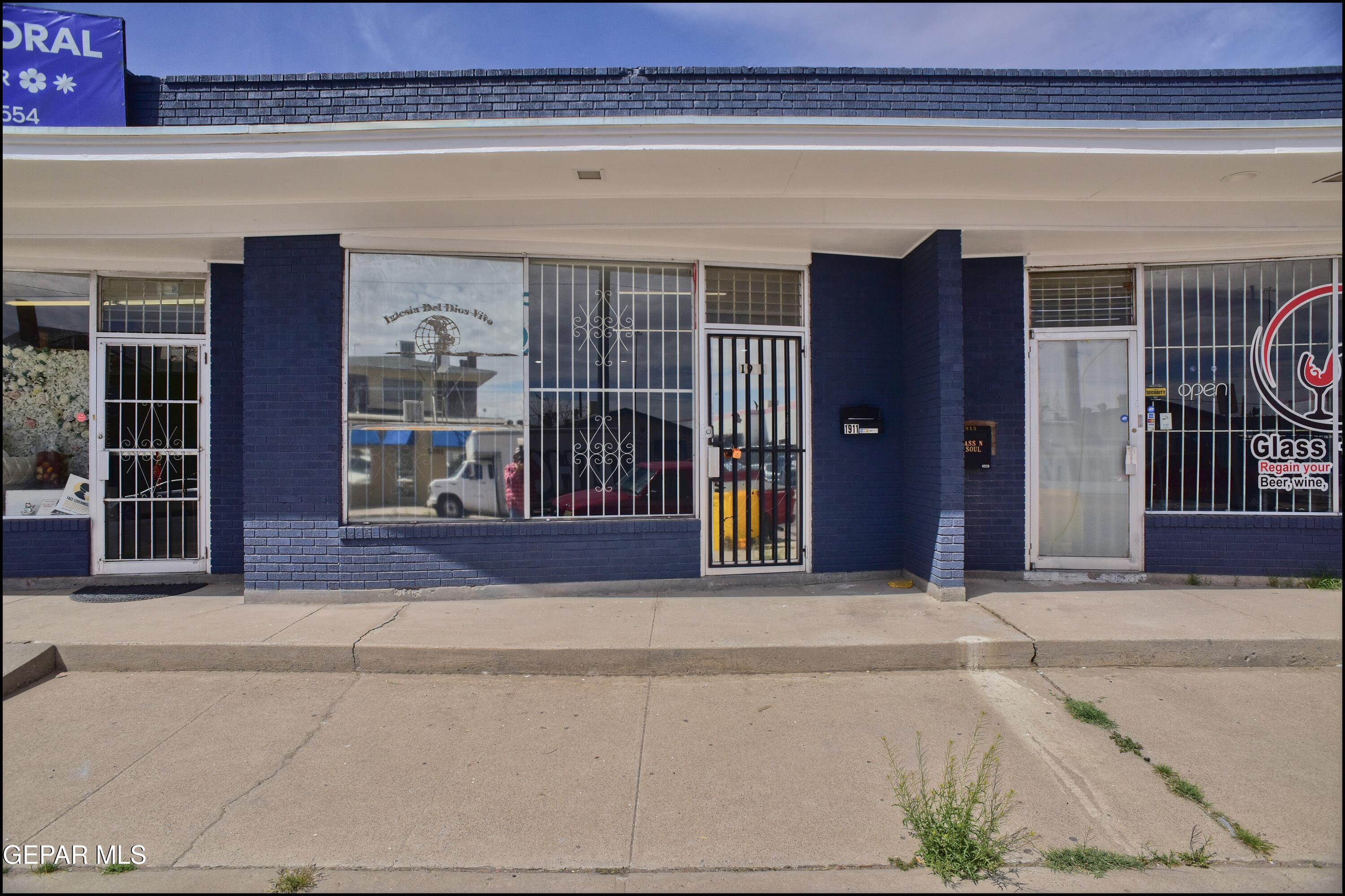 Commercial Sale in El Paso 3
