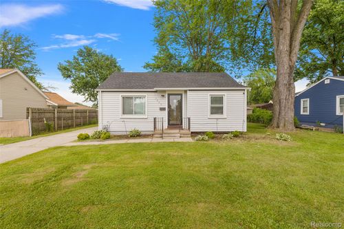 5869 Marvin St, Taylor, MI, 48180-1137 | Card Image