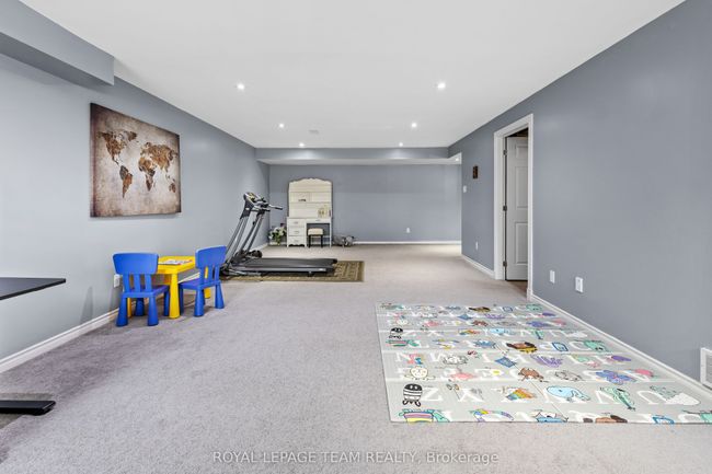 817 Feather Moss Way, House other with 4 bedrooms, 4 bathrooms and 4 parking in Gloucester ON | Image 34
