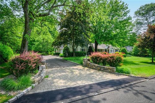 23 Richter Dr, Danbury, CT, 06811-3406 | Card Image