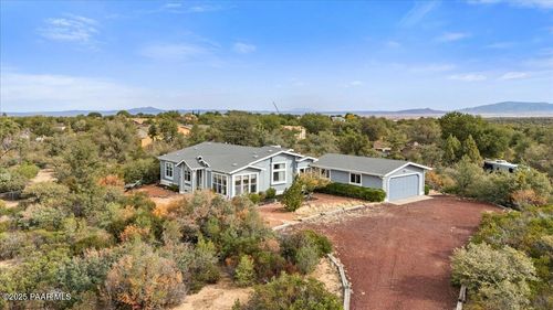 7635 N Wildoaks Dr, Prescott, AZ, 86305-8780 | Card Image