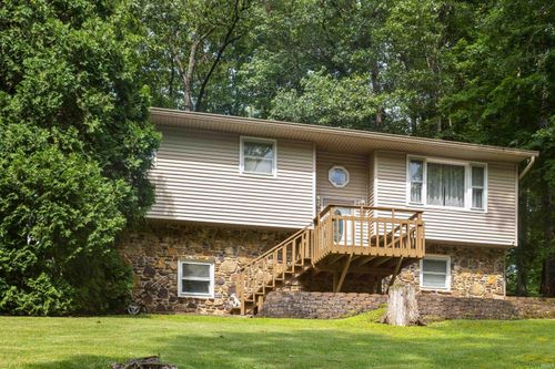 374 Briarwood Ln, Bedford, IN, 47421-7244 | Card Image