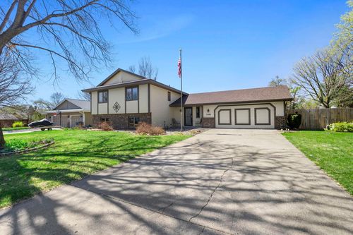 1286 Emerald Ln, Shakopee, MN, 55379-2742 | Card Image
