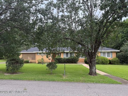 230 Vardaman St N, Wiggins, MS, 39577-3244 | Card Image