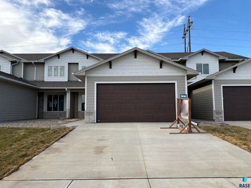 5927 S Spirea Ave Avenue, Sioux Falls, SD, 57108 | Card Image