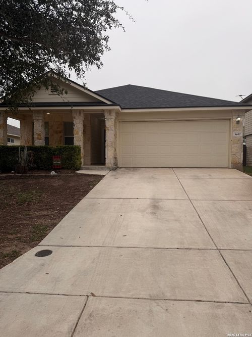 647 Tom Kemp Dr, New Braunfels, TX, 78130-3681 | Card Image
