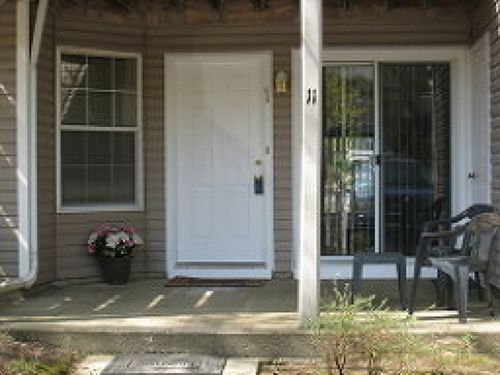 11-11 Ray Ct, Bedminster, NJ, 07921-1631 | Card Image