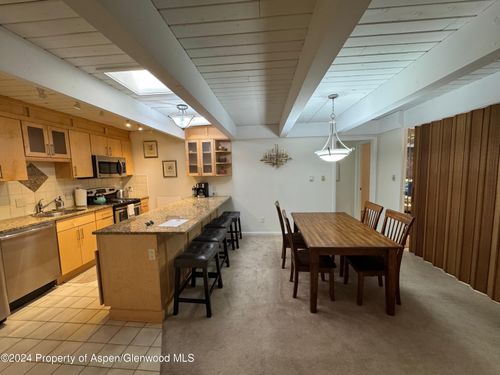 14-901 E Hyman Ave, Aspen, CO, 81611-2033 | Card Image