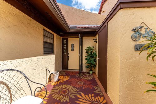 5709 13th Ave W, BRADENTON, FL, 34209-4743 | Card Image