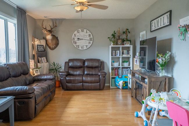 521 Partridge Crescent, House other with 3 bedrooms, 2 bathrooms and 16 parking in Pelican Point AB | Image 21