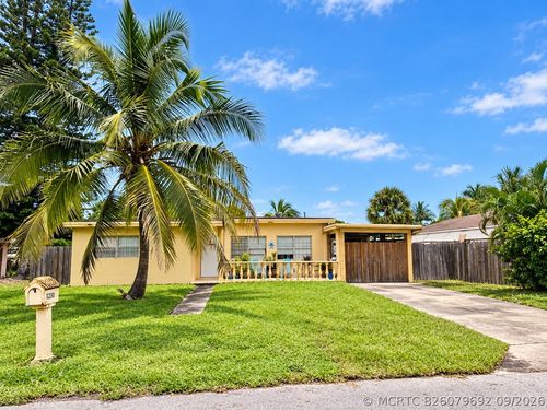 2205 Ne 4th Court, Boynton Beach, FL, 33435 | Card Image