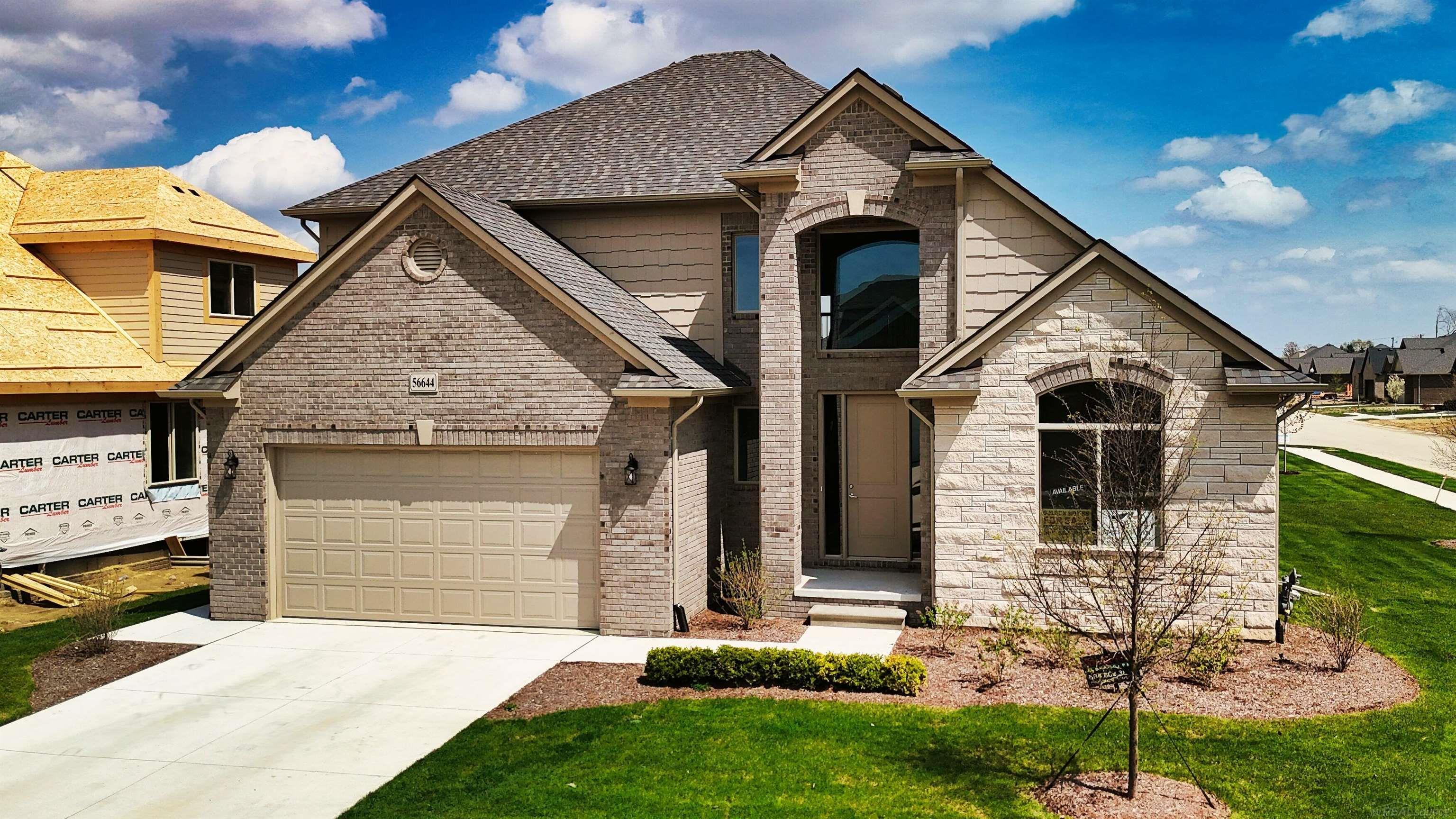 Via Nesso , Macomb, MI 48042