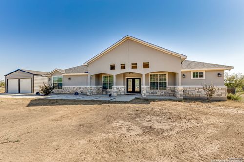 19146 Mcconnell Rd, Atascosa, TX, 78002-5508 | Card Image