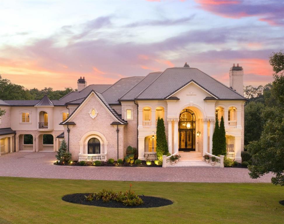 Almaviva Dr, Johns Creek, GA 30022
