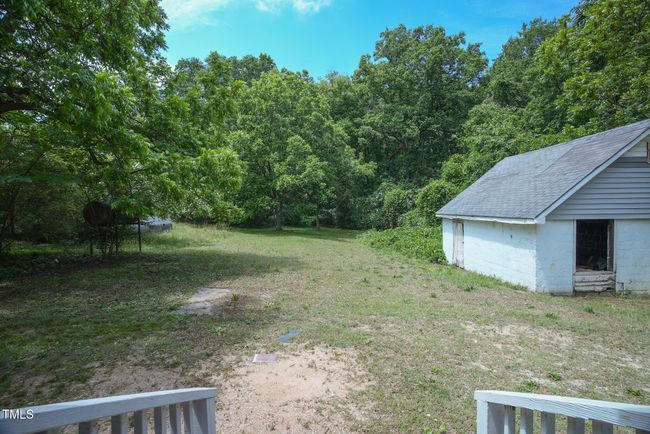 CL back yard | Image 8