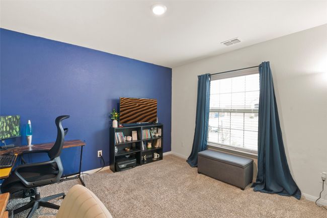 Carpeted guest bedroom | Image 21
