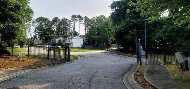 5719 Singlebriar Ct, Townhouse with 3 bedrooms, 3 bathrooms and null parking in Norcross GA | Image 16
