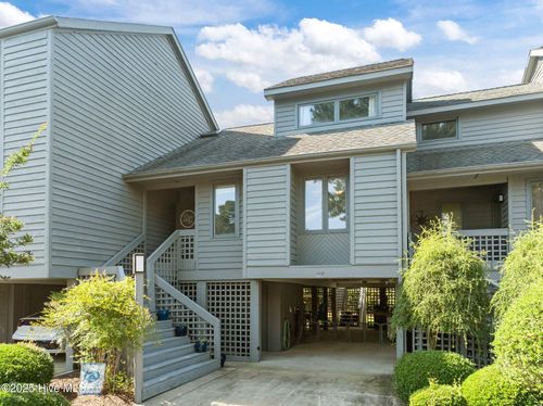 110 Forecastle Ct, Washington, NC, 27889-9750 | Card Image