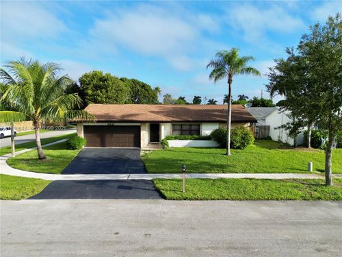 9631 Nw 42nd Ct, Sunrise, FL, 33351-7646 | Card Image