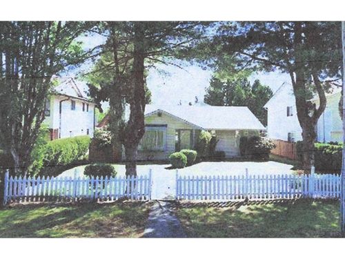 9820 156 St, Surrey, BC, V3R4L3 | Card Image