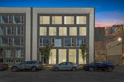 1w-816 Cullerton St, Chicago, IL, 60608-3404 | Card Image