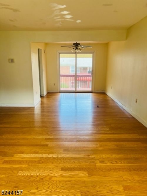 59b-69 Fox Hill Dr, Dover, NJ, 07801-4417 | Card Image